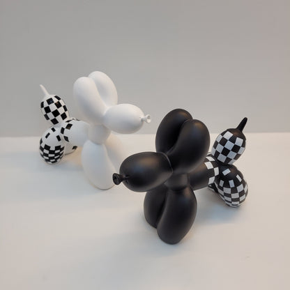 Escultura Doggy Balloon Xadrez Resina - 0016 Conceito 